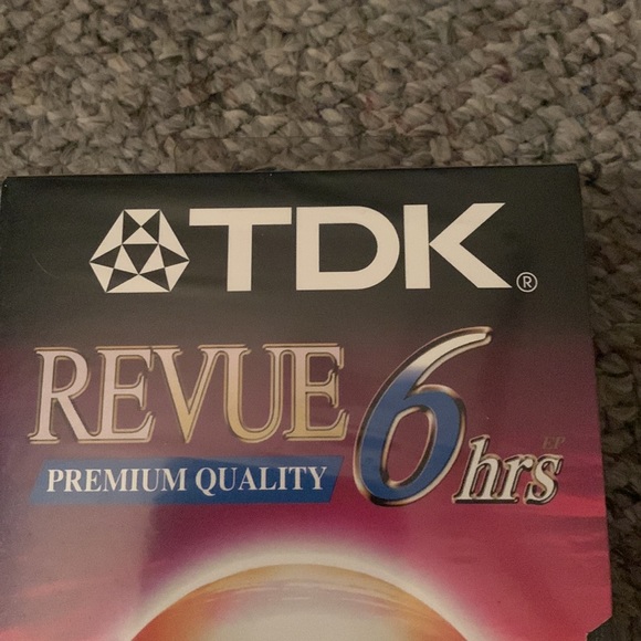 2 Revue Premium Quality 6 hrs VHS T-120 Tapes - Picture 10 of 16